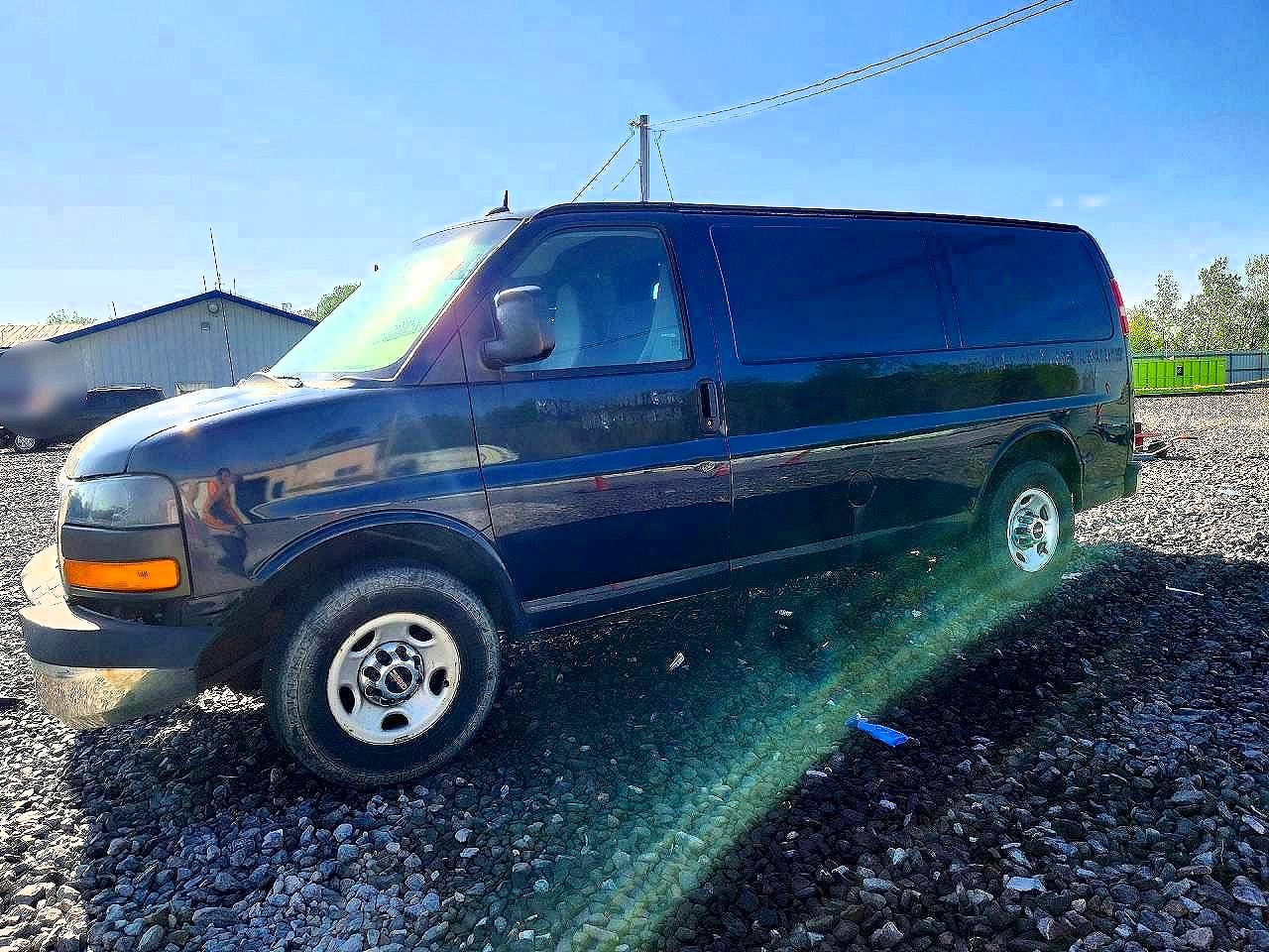 2014 GMC Savana VIN 1GTZ7TCG0E1190719 photo 1