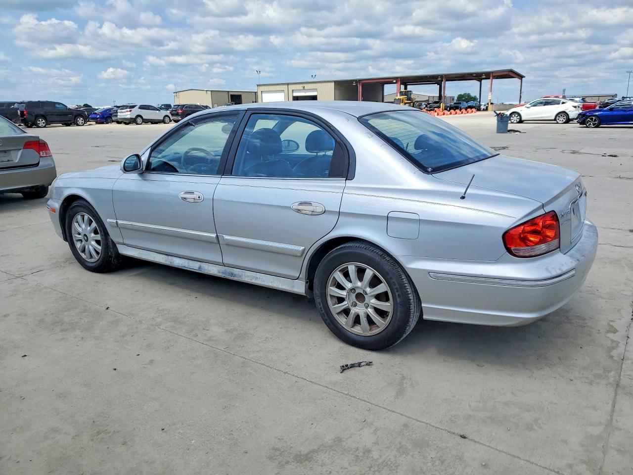 2005 Hyundai Sonata VIN KMHWF35H55A106319 photo 2