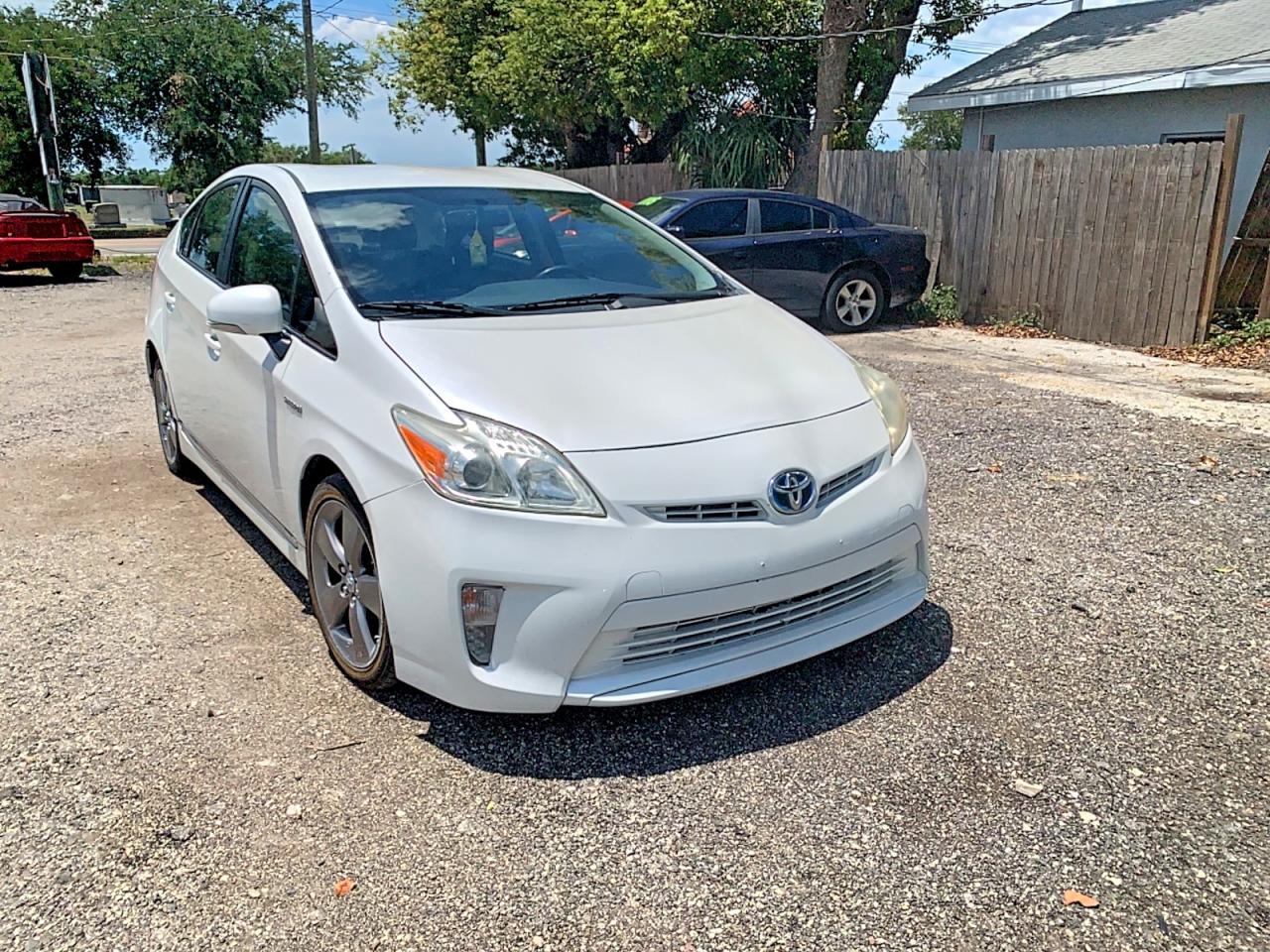 2015 Toyota Prius VIN JTDKN3DU6F0426941 photo 1