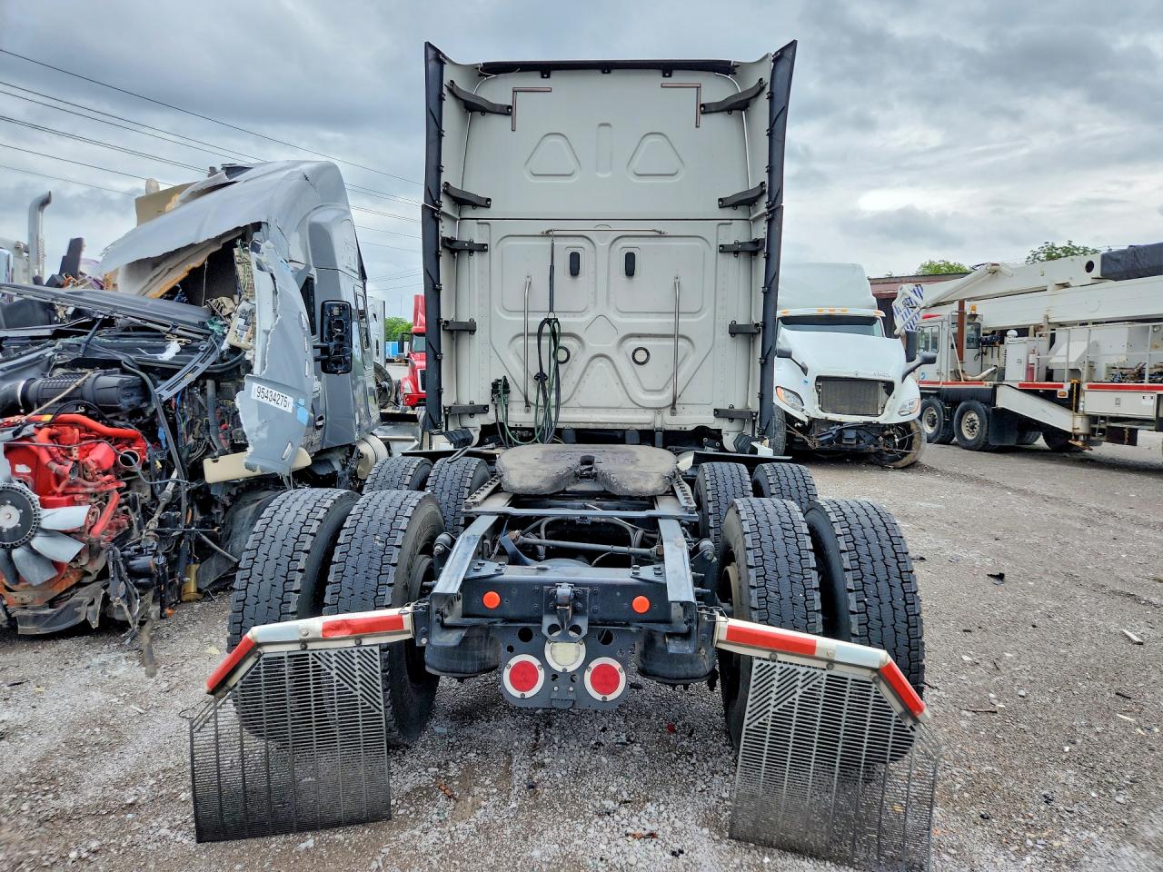 2020 FREIGHTLINER All other VIN 1FUJHHDR3LLLV5289 photo 6