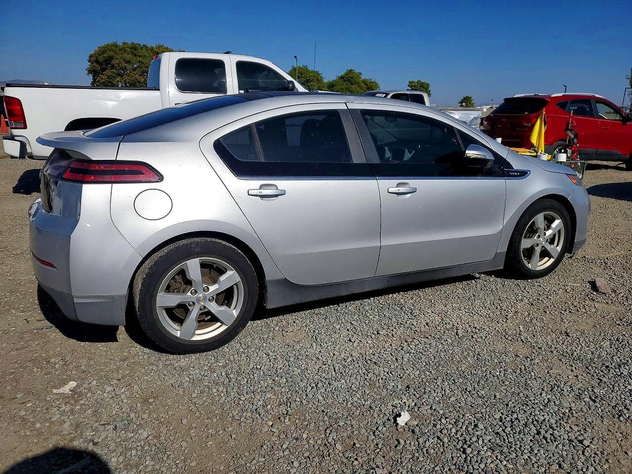 2012 Chev Volt VIN 1G1RA6E42CU101582 photo 3