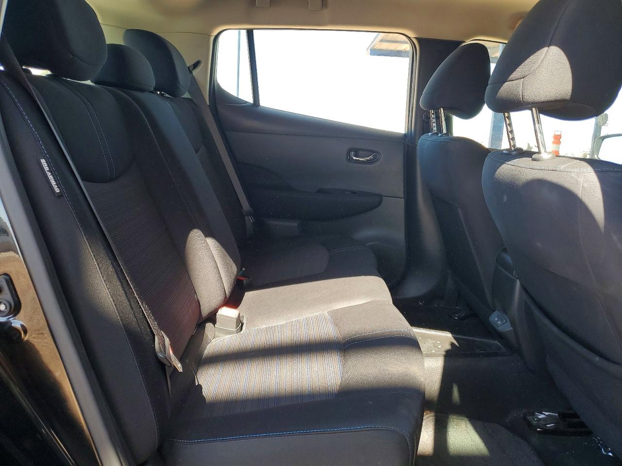 2020 Nissan Leaf VIN 1N4AZ1CP8LC311676 photo 10