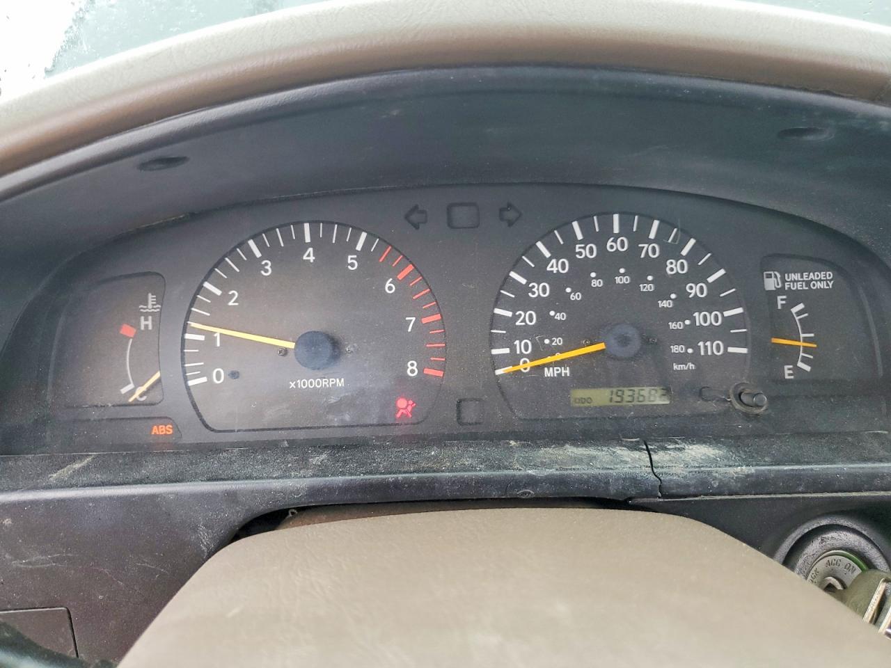 1999 Toyota Tacoma VIN 4TAWN74N1XZ560525 photo 9