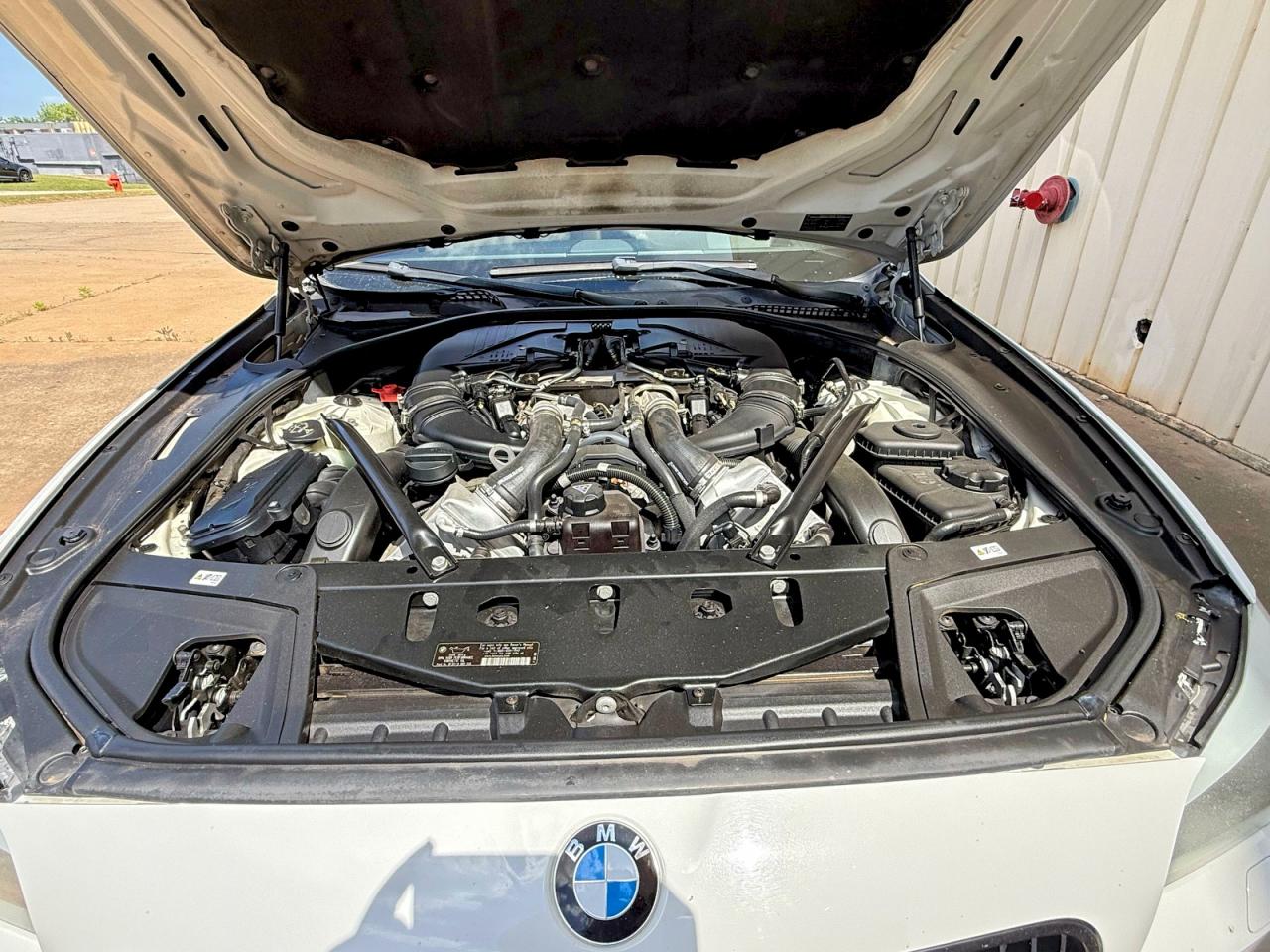 2013 BMW 5 series VIN WBAFU9C57DDY71810 photo 7