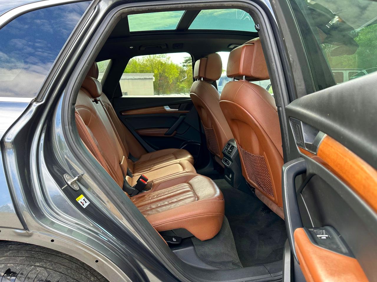 2022 Audi Q5 VIN WA1EAAFY1N2044973 photo 8