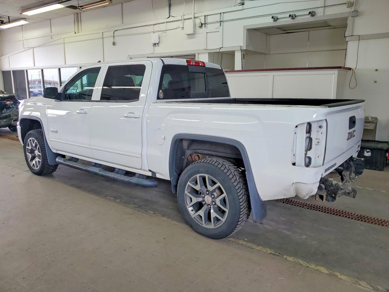 2017 GMC SIERRA VIN 3GTU2NEJ5HG481476 photo 2