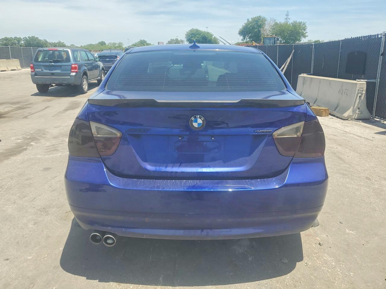 2006 BMW 3 series VIN WBAVD33536KV68661 photo 6