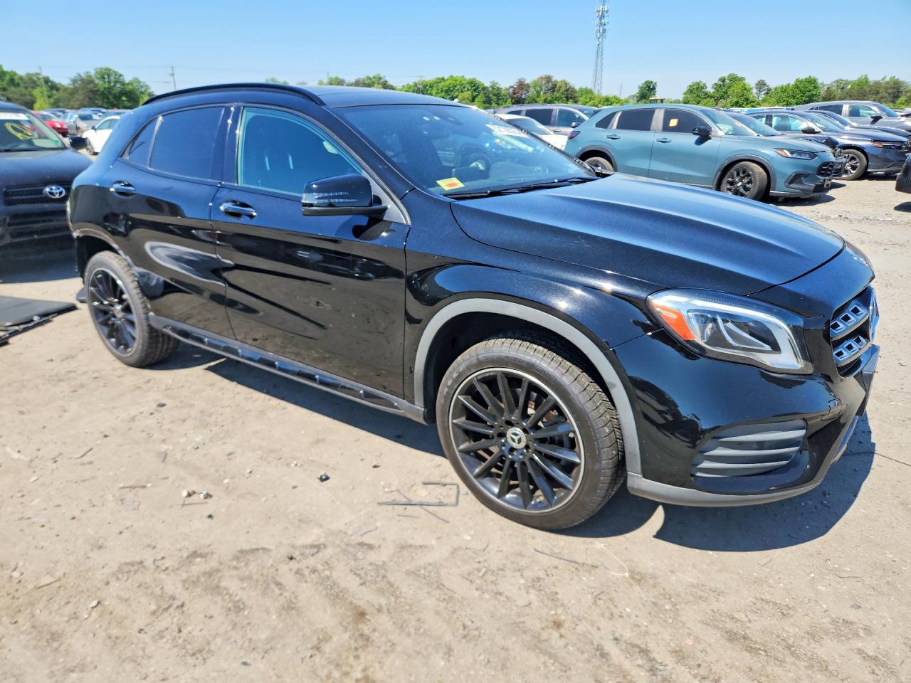 2019 MERCEDES-BENZ Gla-class VIN WDCTG4GB2KJ552985 photo 4