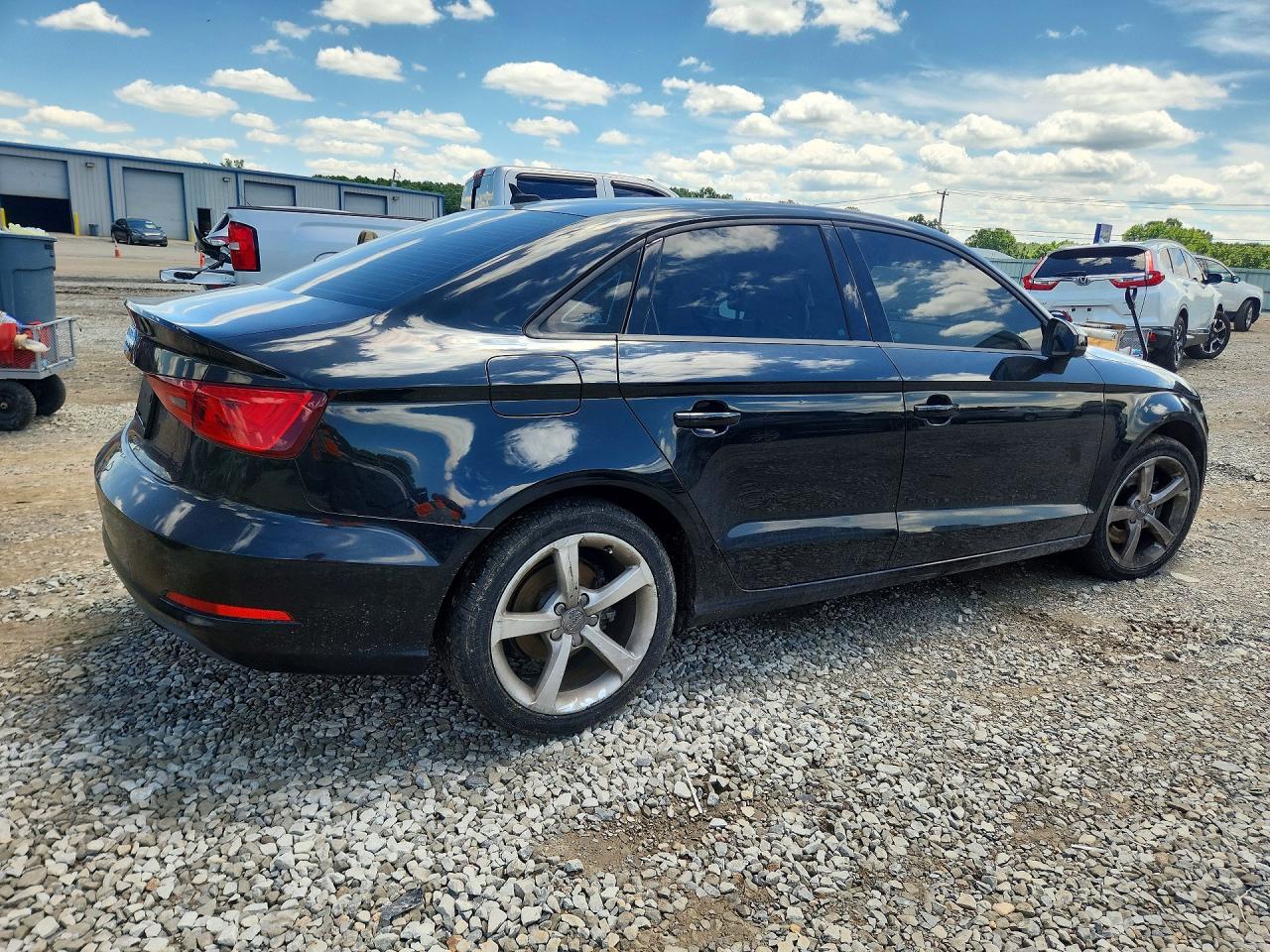 2015 Audi A3 VIN WAUACGFF9F1038858 photo 3