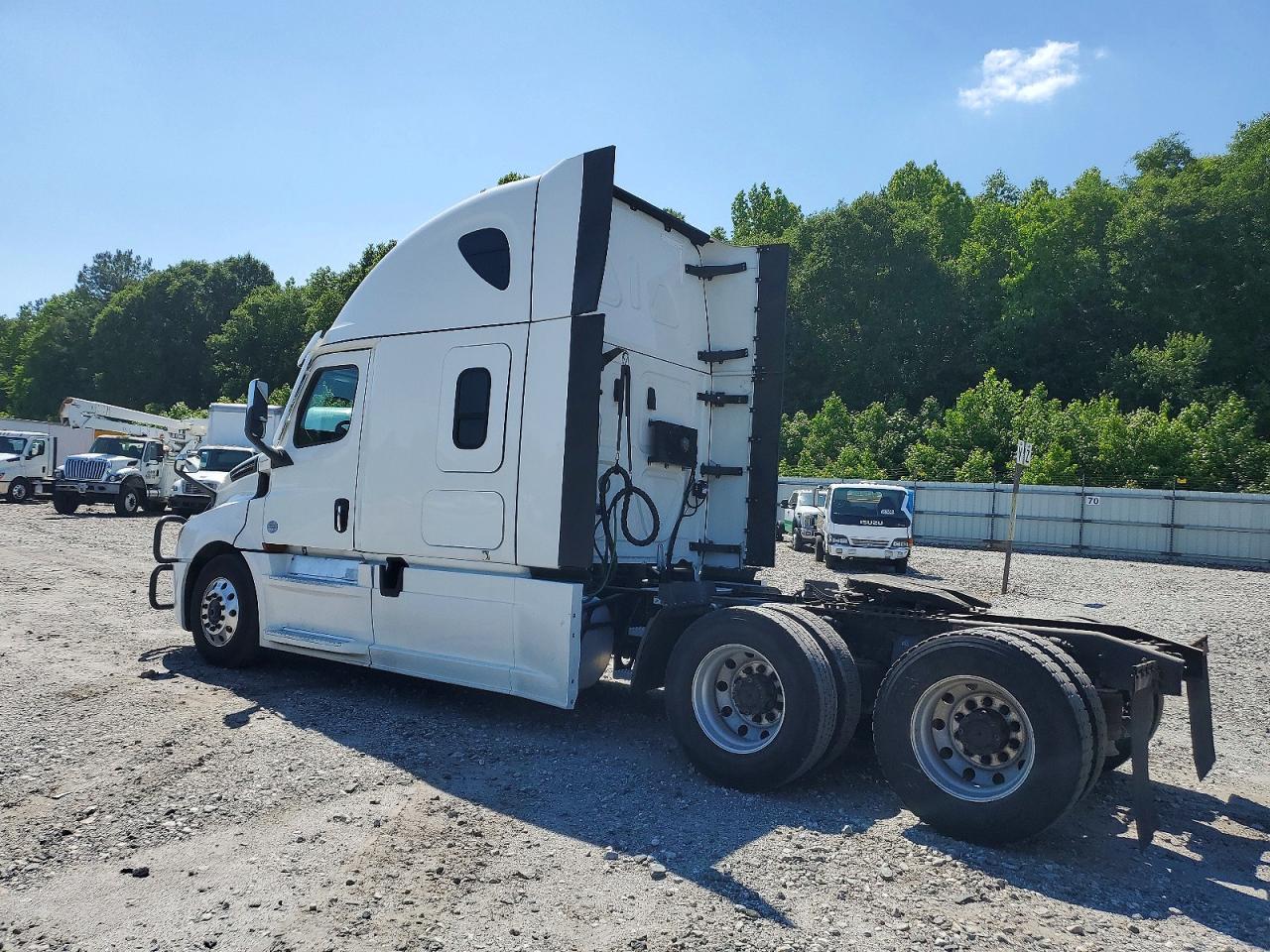 2023 FREIGHTLINER All other VIN 3AKJHHDR6PSUH3214 photo 3