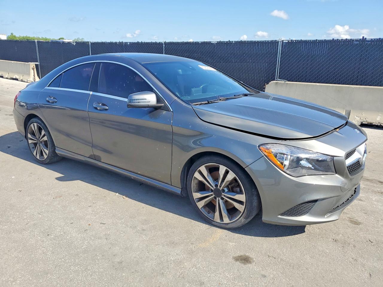 2016 Mercedes-Benz Cla-class VIN WDDSJ4EB3GN313912 photo 4