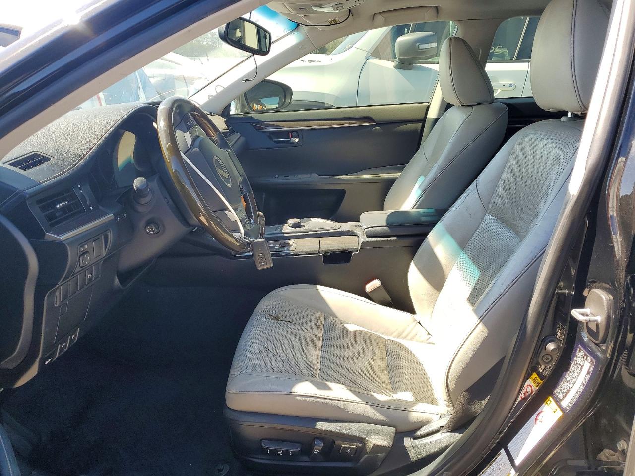 2013 Lexus ES350 VIN JTHBK1GG3D2077143 photo 7