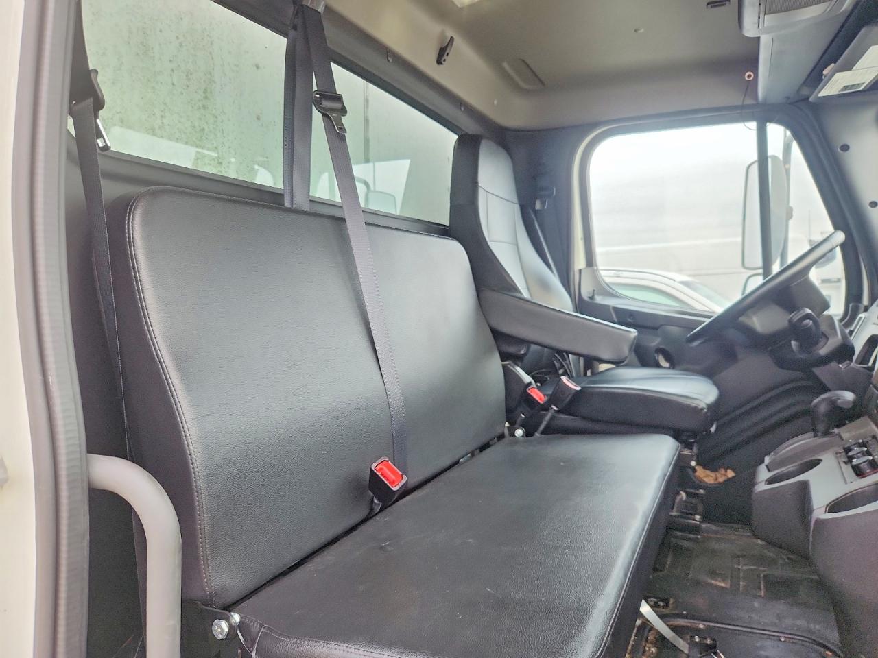 2025 FREIGHTLINER All other VIN 3ALACWFC1SDVM3162 photo 11