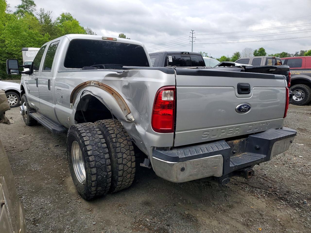 2016 Ford F350 VIN 1FT8W3DT4GEA62389 photo 2