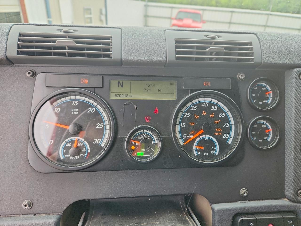 2017 FREIGHTLINER All other VIN 1FUJGLDR5HLHM7660 photo 8
