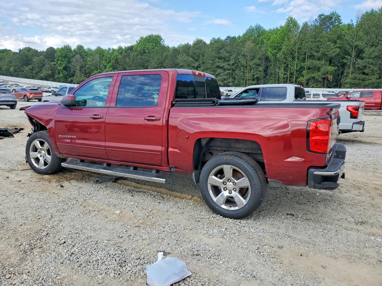 2017 CHEV Silverado VIN 3GCUKREC3HG157032 photo 2