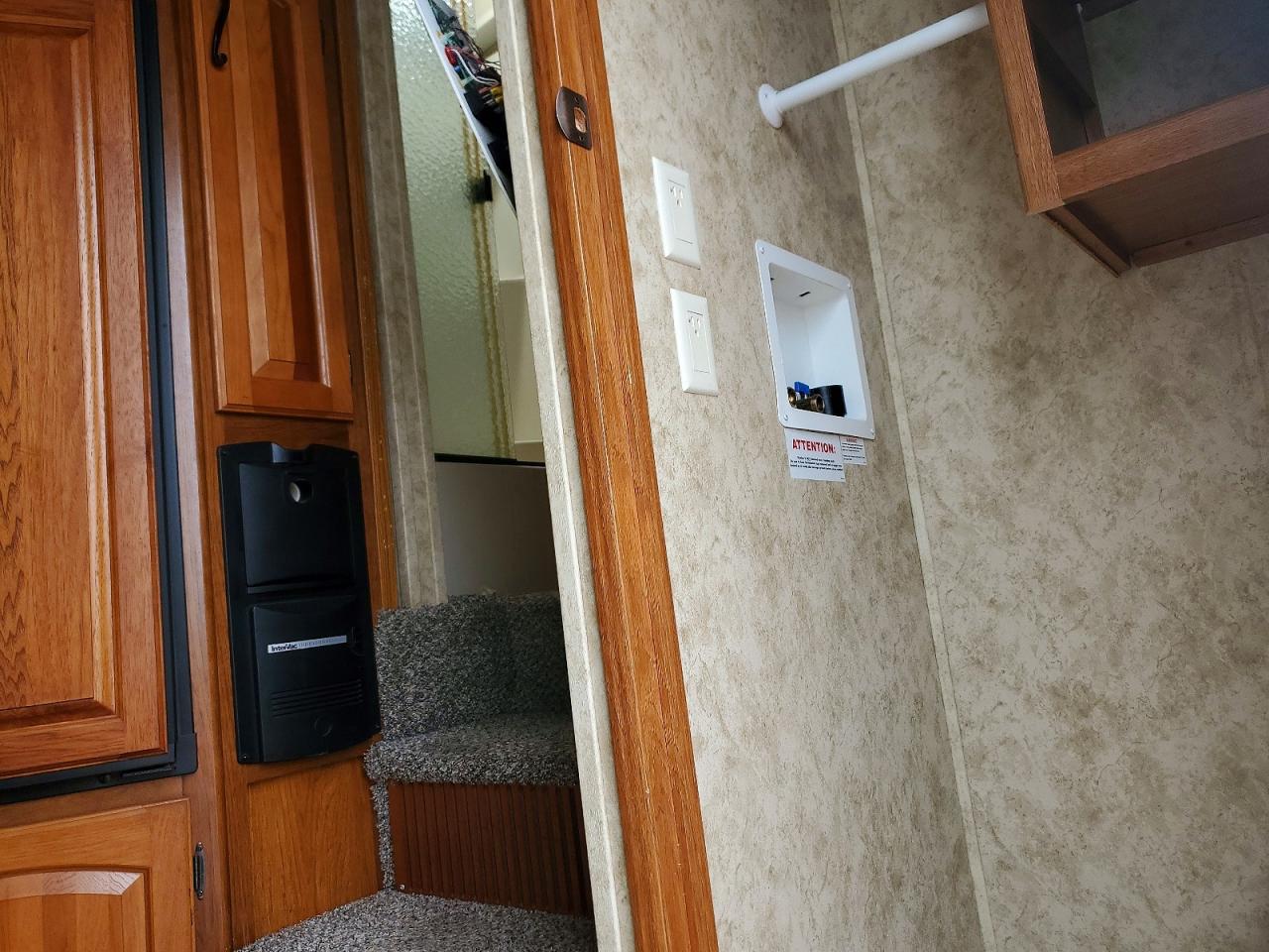 2013 KEYSTONE Montana VIN 4YDF35821D4700593 photo 5
