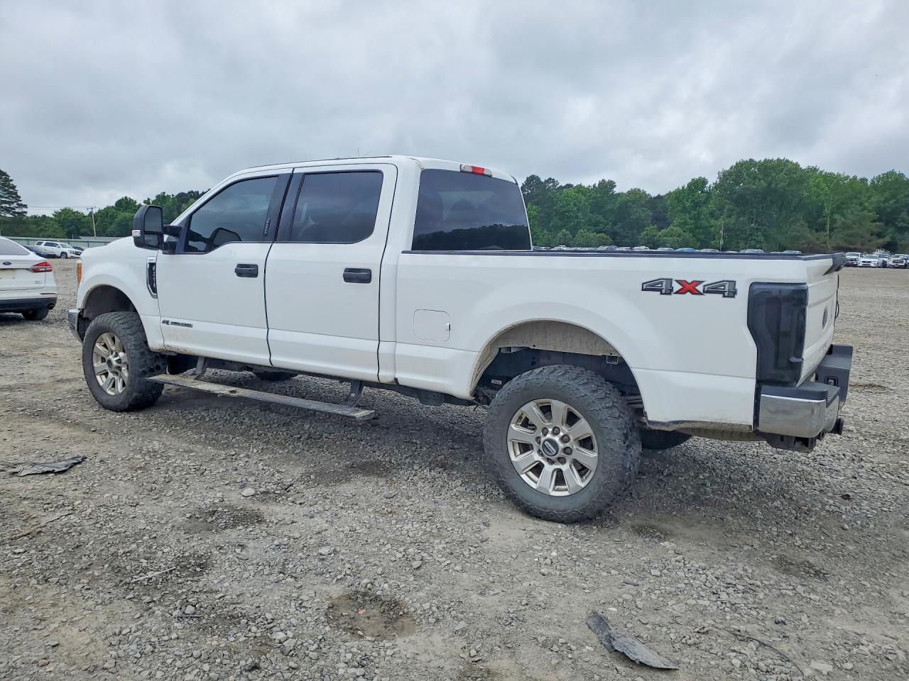 2019 Ford F250 VIN 1FT7W2BT7KED75745 photo 2
