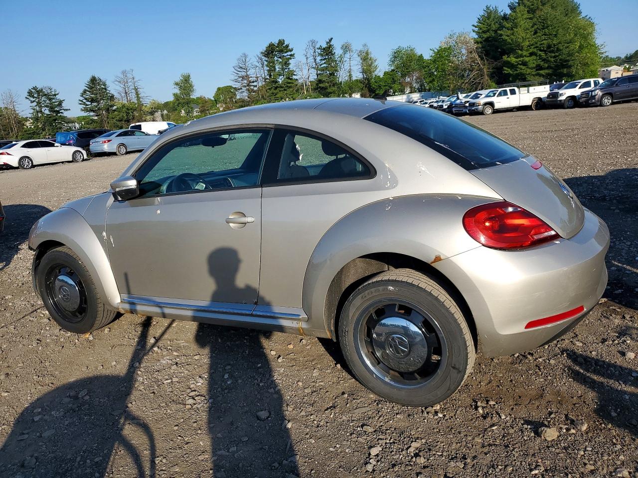 2013 Volkswagen Beetle VIN 3VWJP7AT0DM606559 photo 2