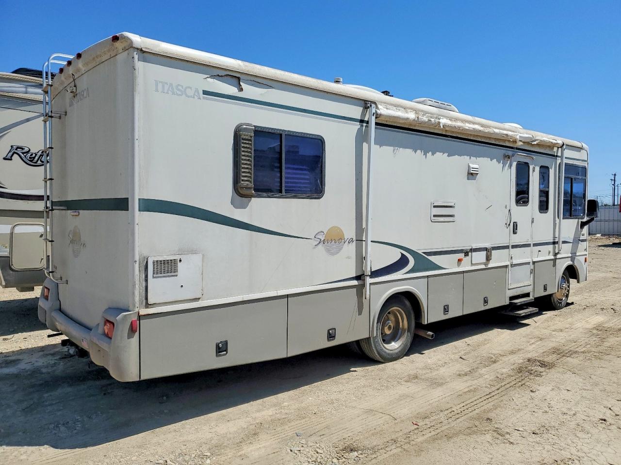 2003 Winnebago F550 VIN 1FCMF53S630A04195 photo 4