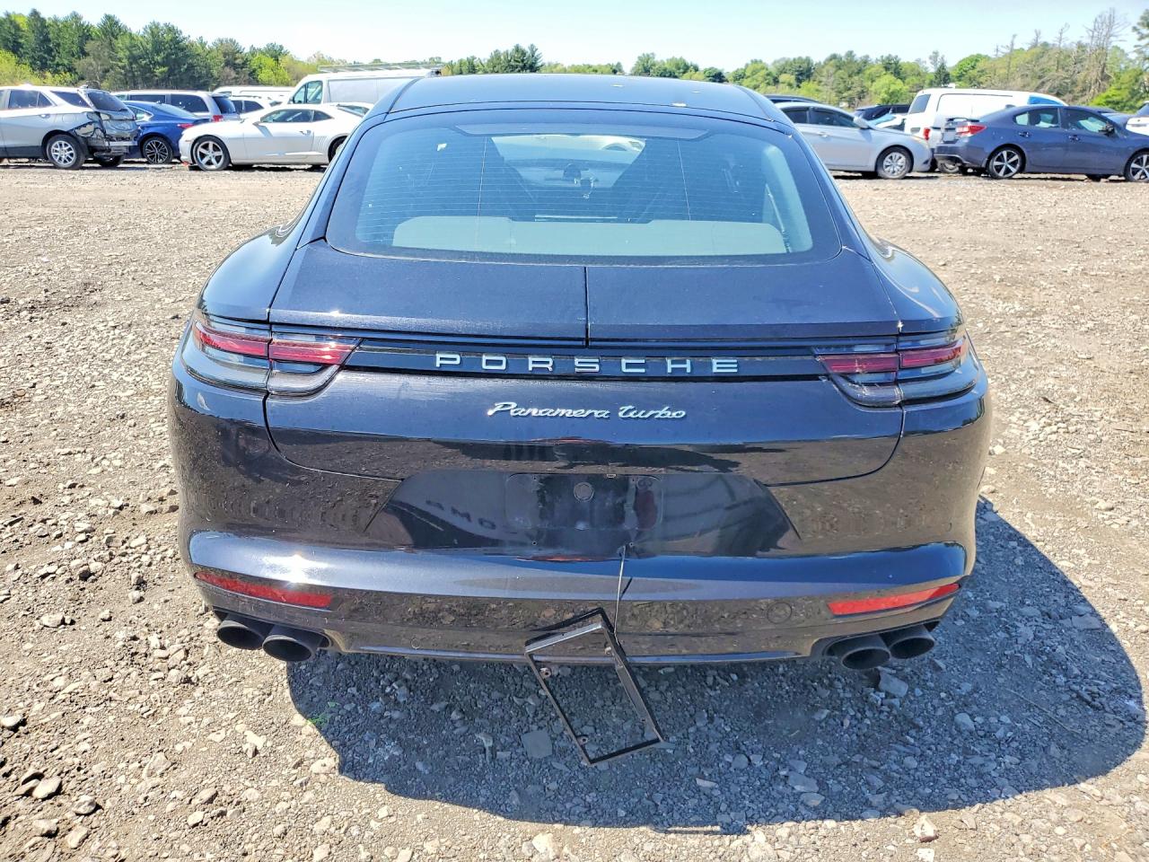 2017 Porsche Panamera VIN WP0AF2A73HL152875 photo 6