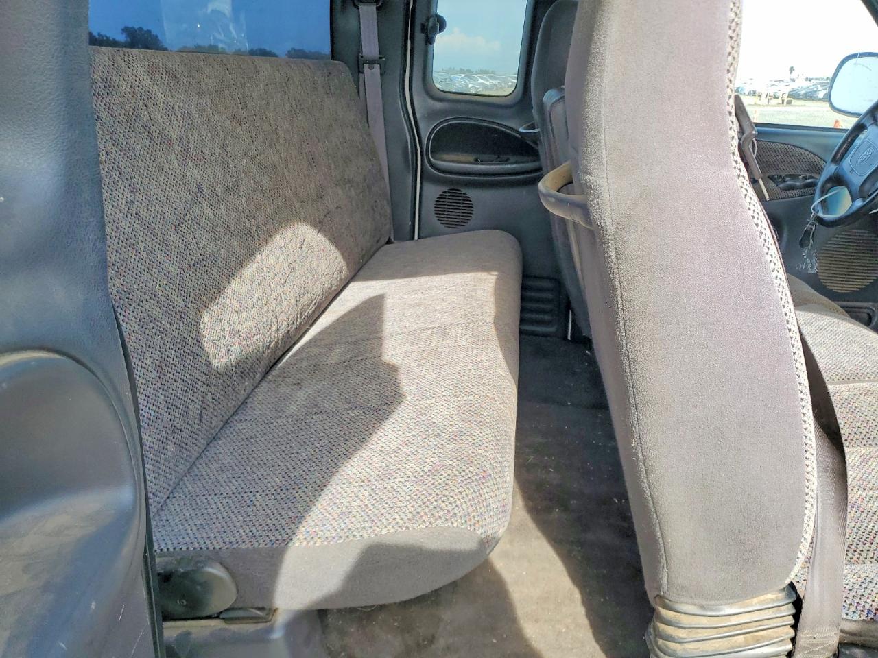 1999 Dodge Ram 1500 VIN 3B7HF13Z0XG122039 photo 10