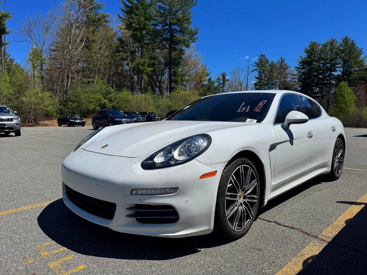 2015 Porsche Panamera VIN WP0AB2A72FL051335 photo 2