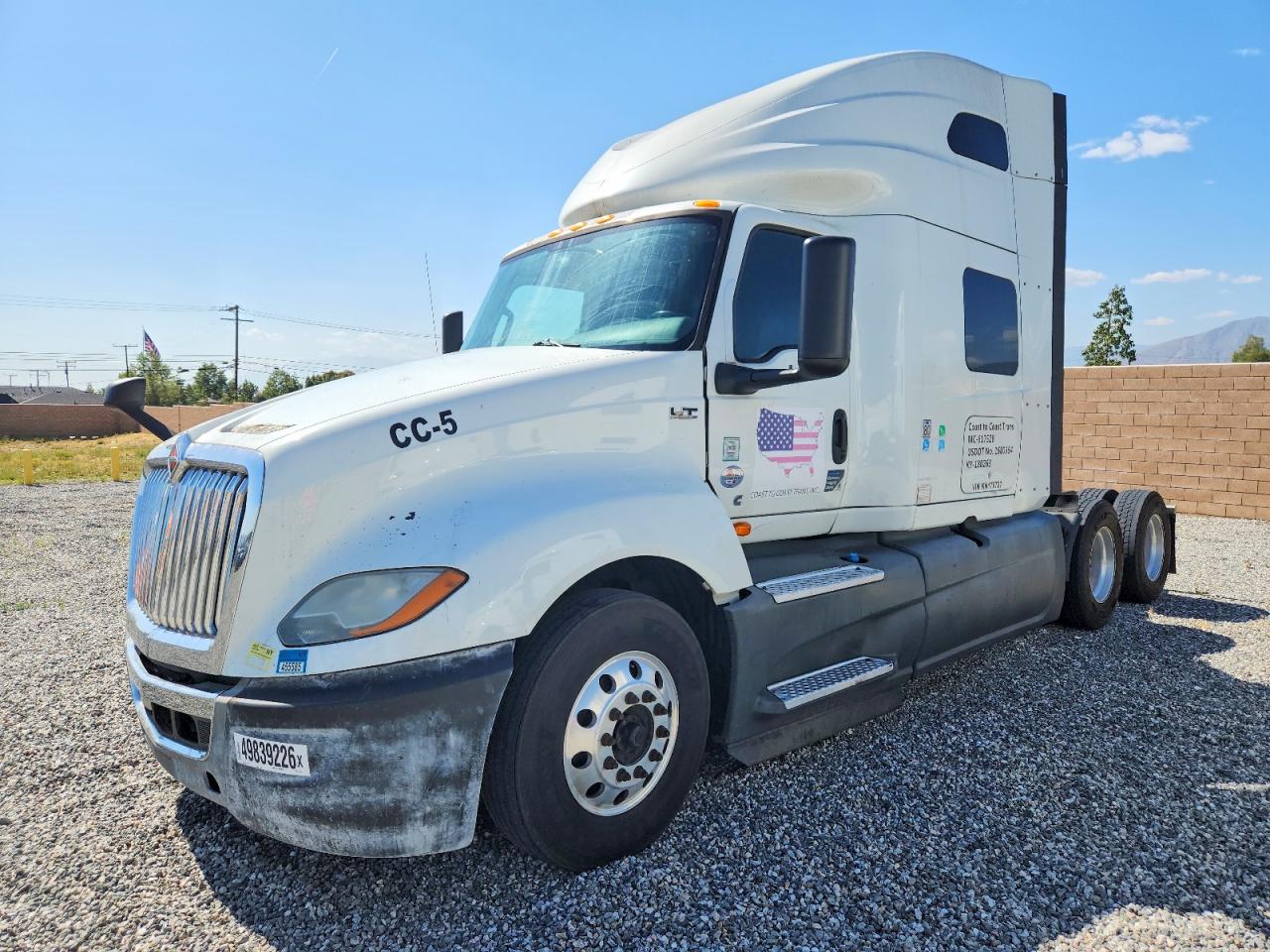 2019 International All other VIN 3HSDZAPR4KN179727 photo 2