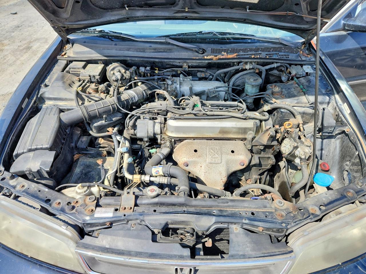 1997 Honda Accord VIN 1HGCD563XVA083522 photo 11