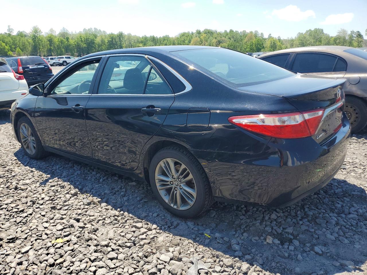 2017 Toyota Camry VIN 4T1BF1FK2HU346248 photo 2