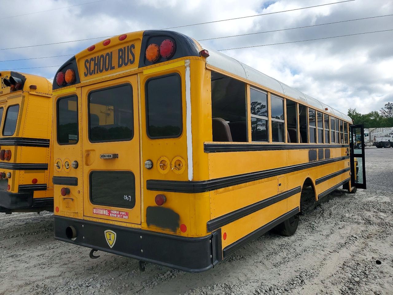 2009 Ic All models VIN 4DRBUAAN39B084096 photo 4