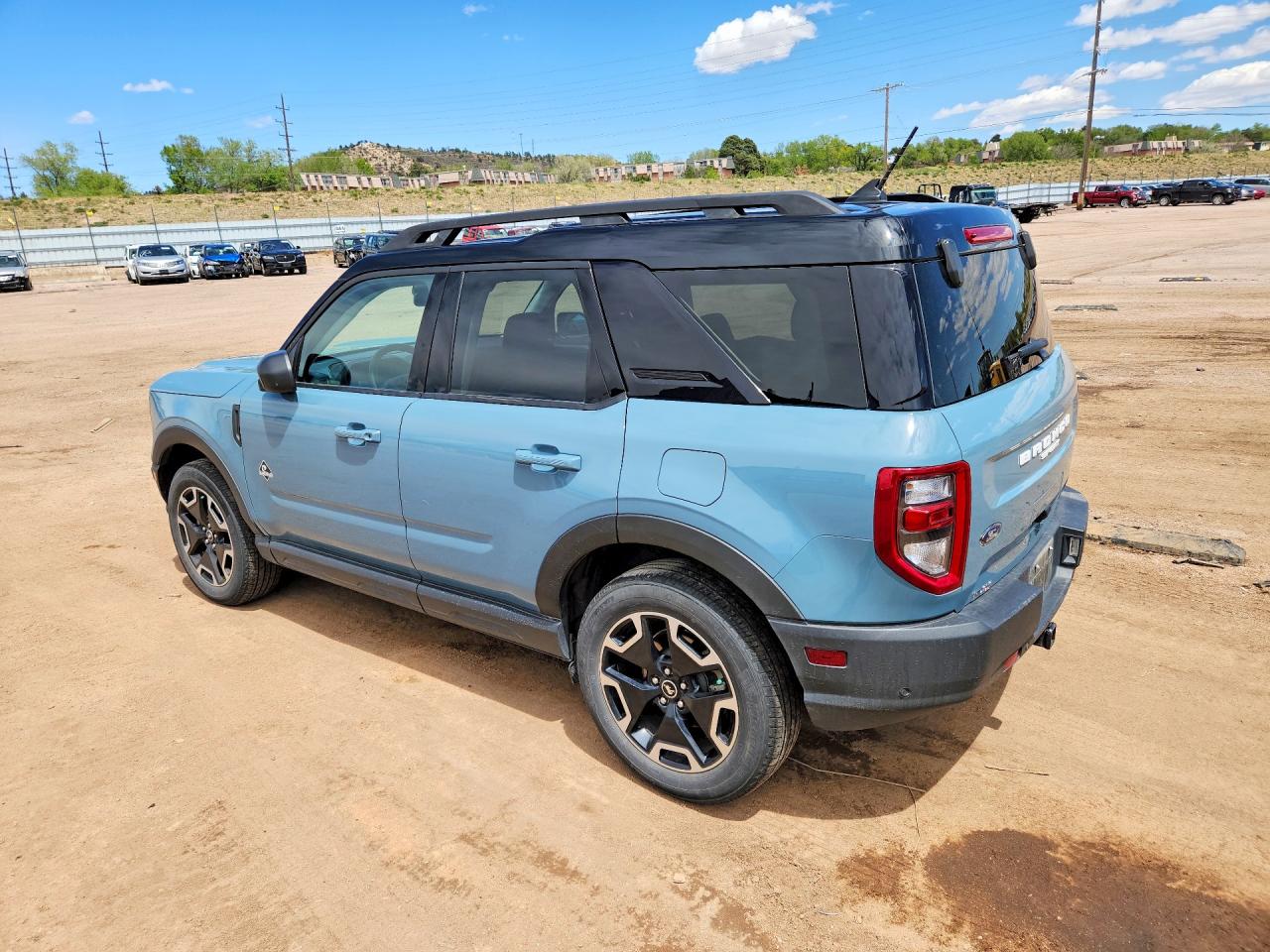2023 Ford Bronco VIN 3FMCR9C69PRD13478 photo 2