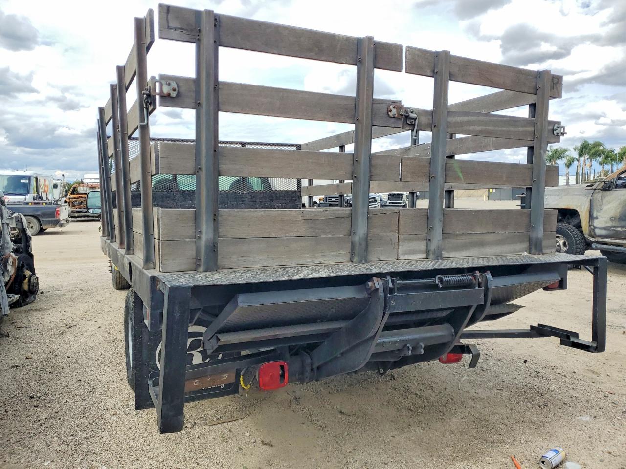 2001 Ford F350 VIN 1FDWF36F11EC20267 photo 6