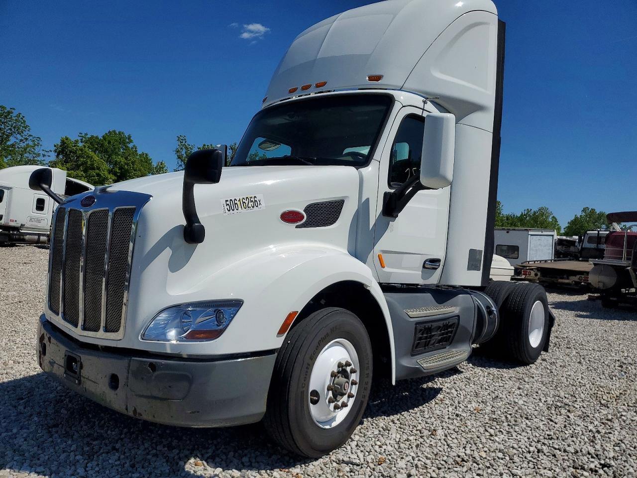 2018 PETERBILT All other VIN 1XPBA48XXJD446387 photo 2