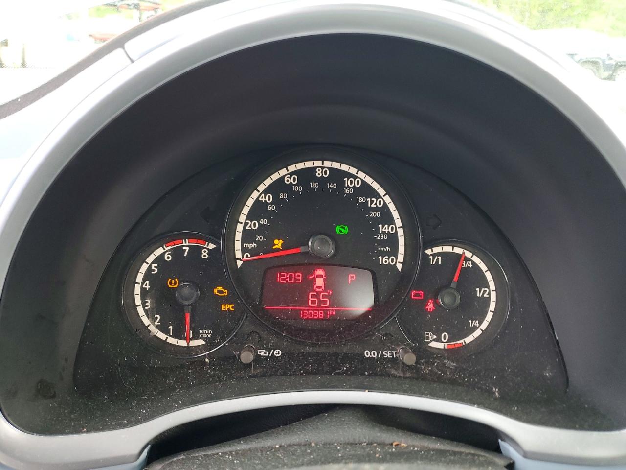 2013 Volkswagen Beetle VIN 3VWJP7AT7DM611080 photo 9