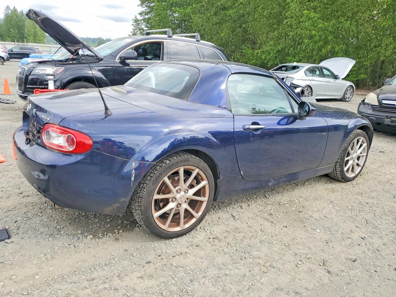 2010 Mazda Mx5 VIN JM1NC2FF6A0211113 photo 3