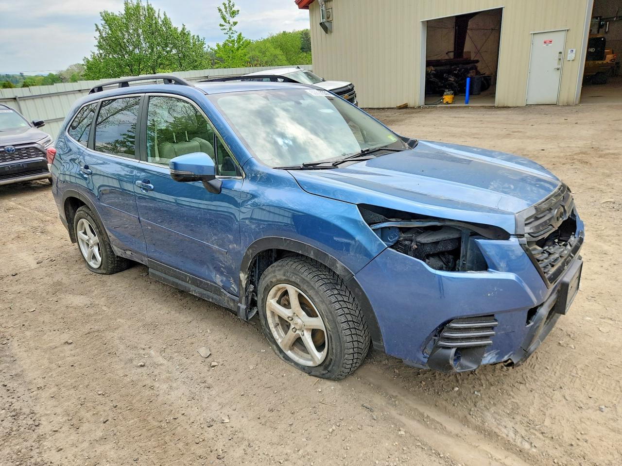 2023 Subaru Forester VIN JF2SKAPC2PH500621 photo 4