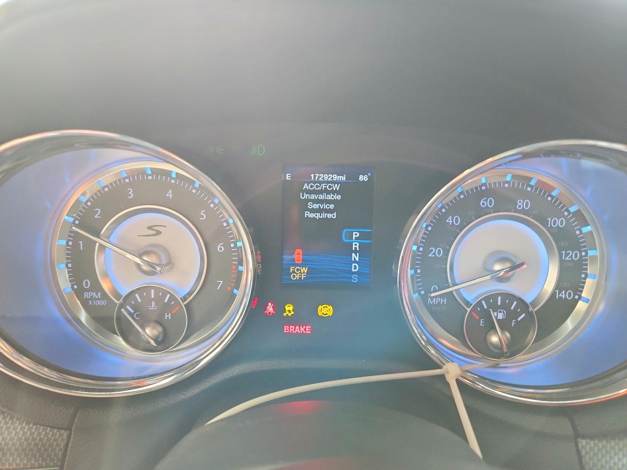 2012 Chrysler 300 VIN 2C3CCAGG8CH115916 photo 9