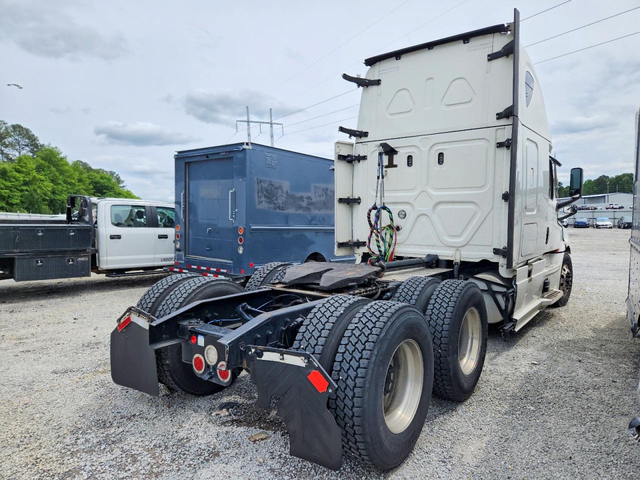 2023 FREIGHTLINER All other VIN 3AKJHHDR1PSNX9719 photo 4
