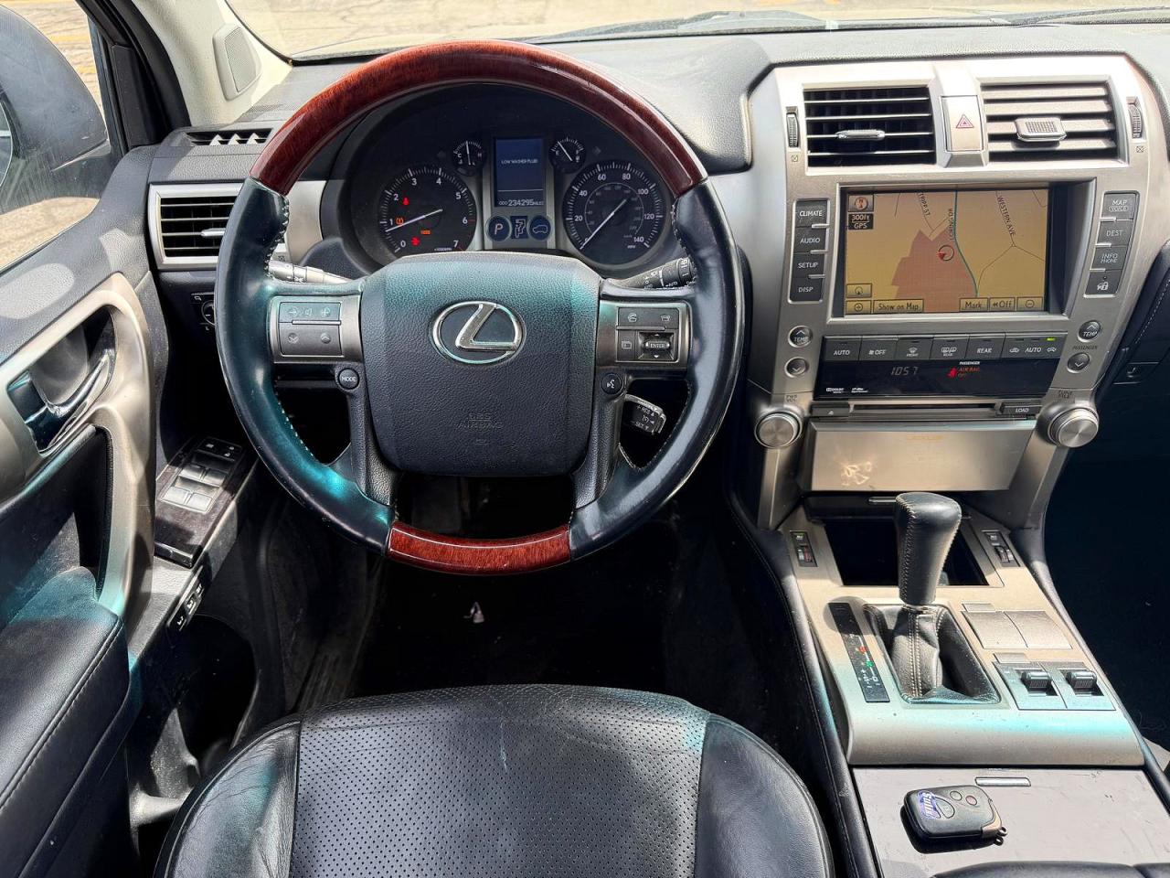 2010 LEXUS Gx VIN JTJBM7FX3A5005897 photo 9