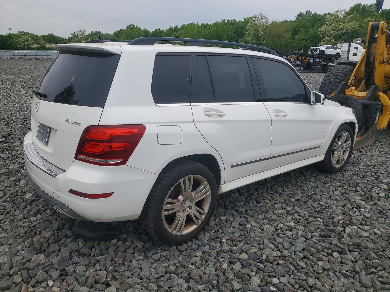 2015 Mercedes Glk-class VIN WDCGG0EB4FG420925 photo 3