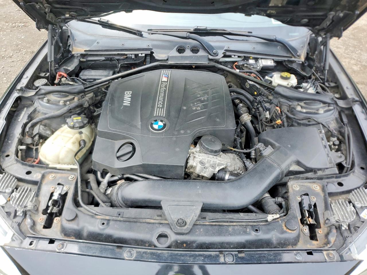2016 BMW M2 VIN WBA1J9C56GV696371 photo 11