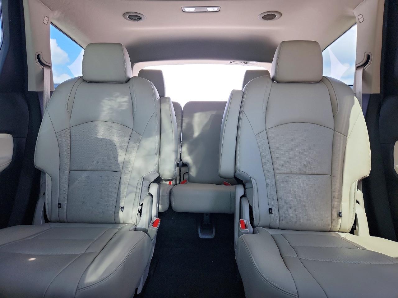 2020 Buick Enclave VIN 5GAERCKW5LJ229983 photo 10