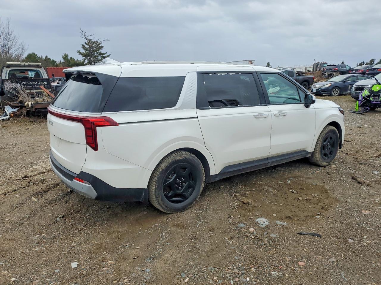 2025 Kia All other VIN KNDNB5K3XS6531453 photo 3