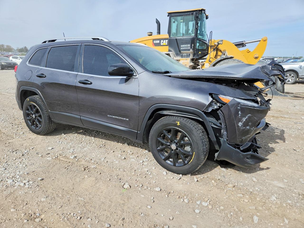 2016 Jeep Cherokee VIN 1C4PJMCB8GW220235 photo 4