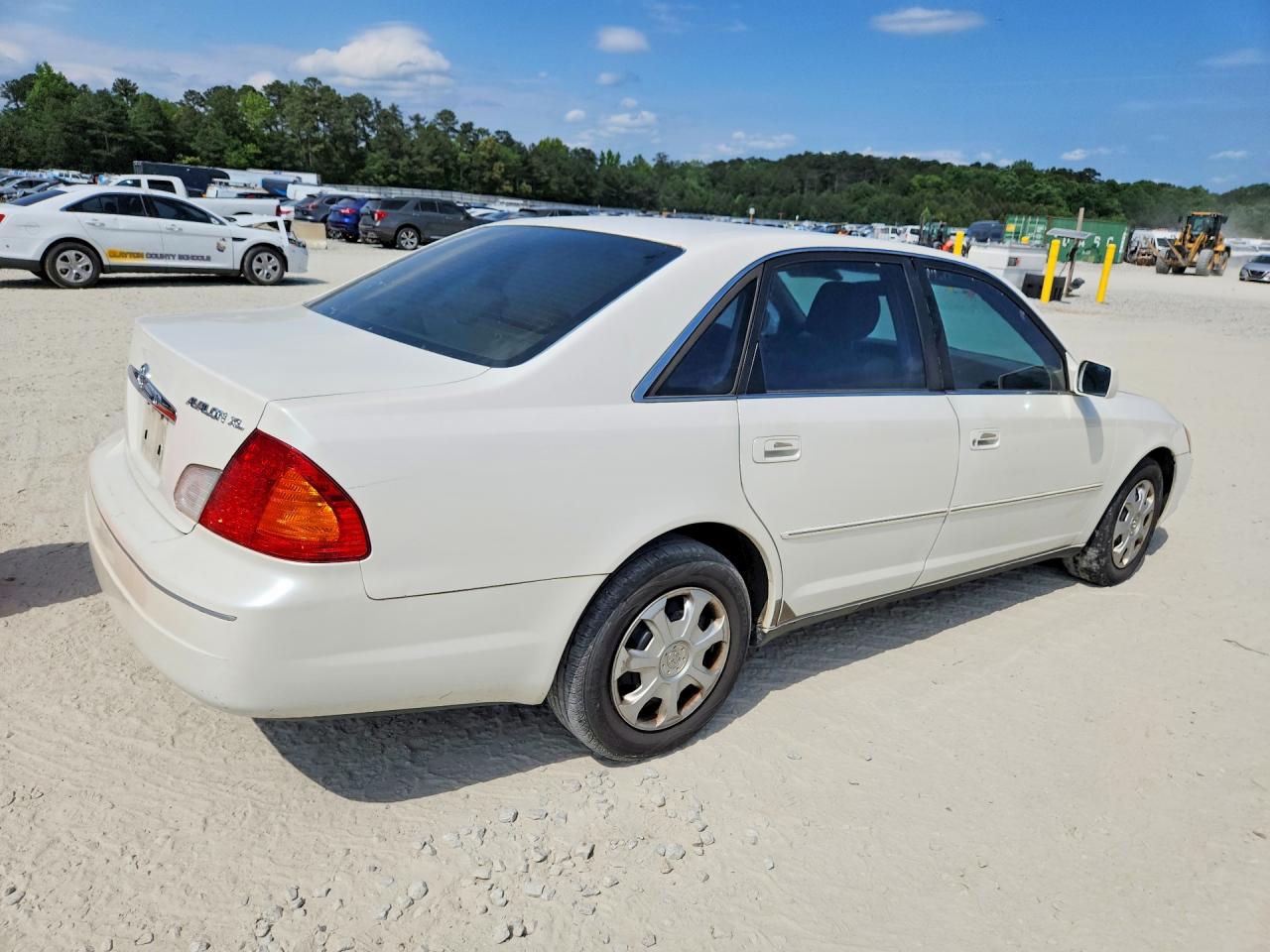 2000 Toyota Avalon VIN 4T1BF28BXYU027537 photo 3