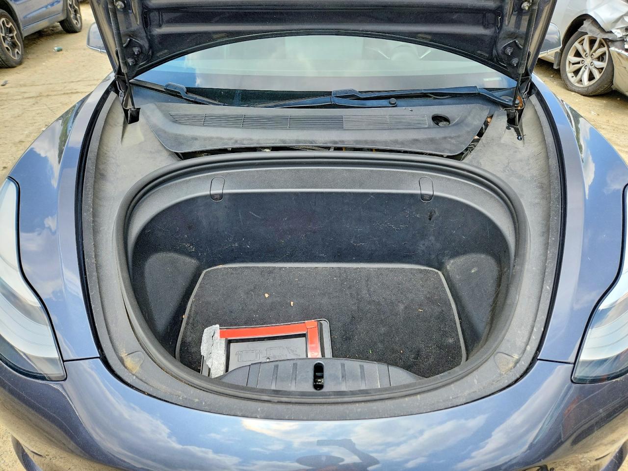 2018 Model 3 VIN 5YJ3E1EA3JF153710 photo 11