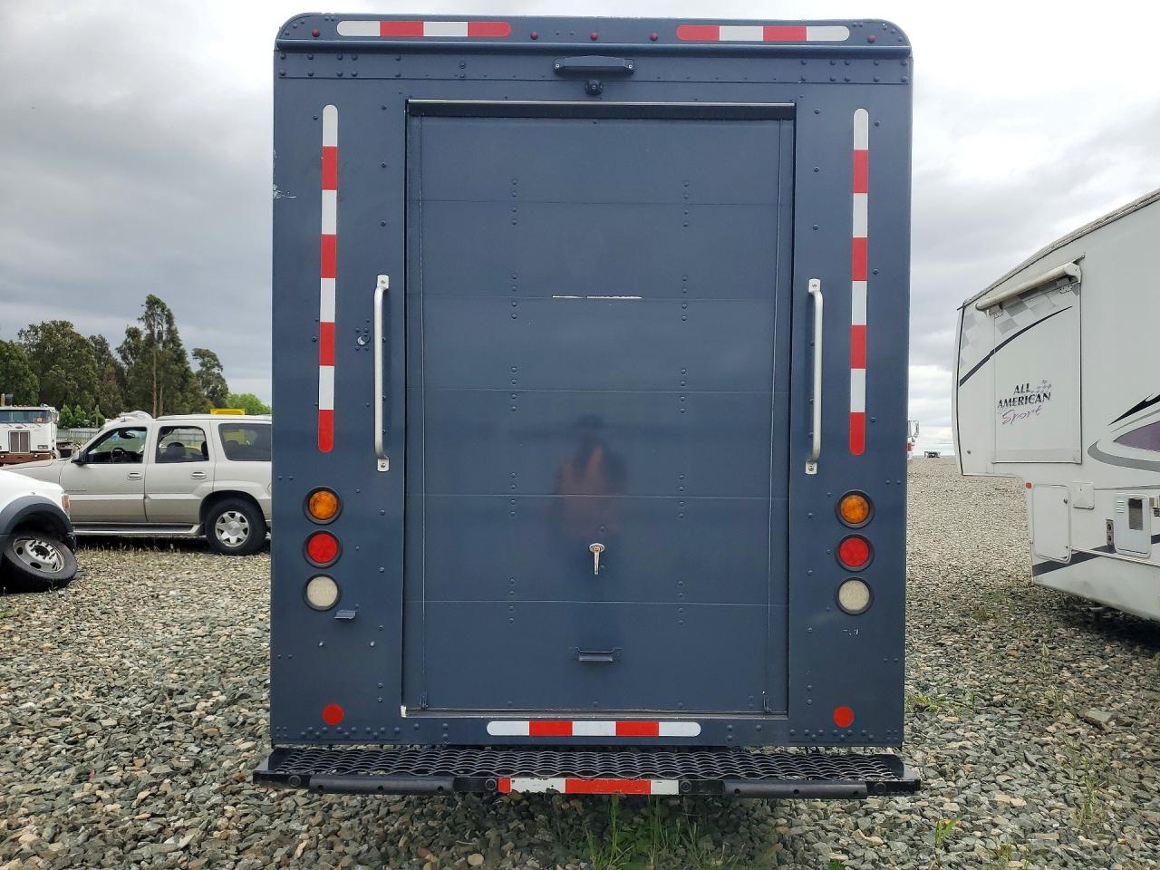 2020 FREIGHTLINER All other VIN 4UZAC2EA7LCMH7754 photo 6