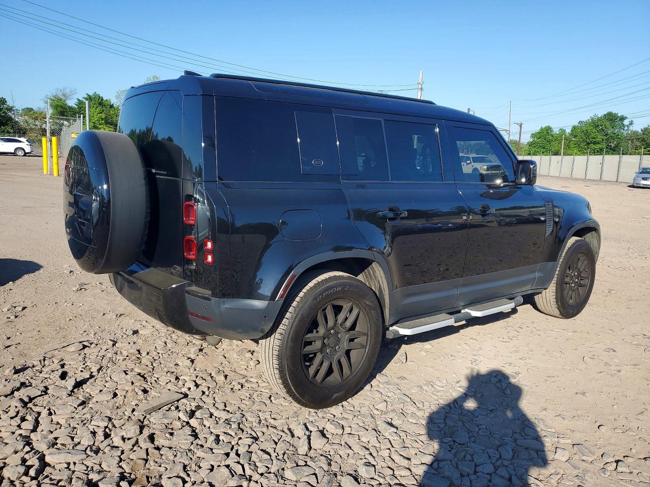 2022 LAND Defender VIN SALEP7RUXN2080699 photo 3
