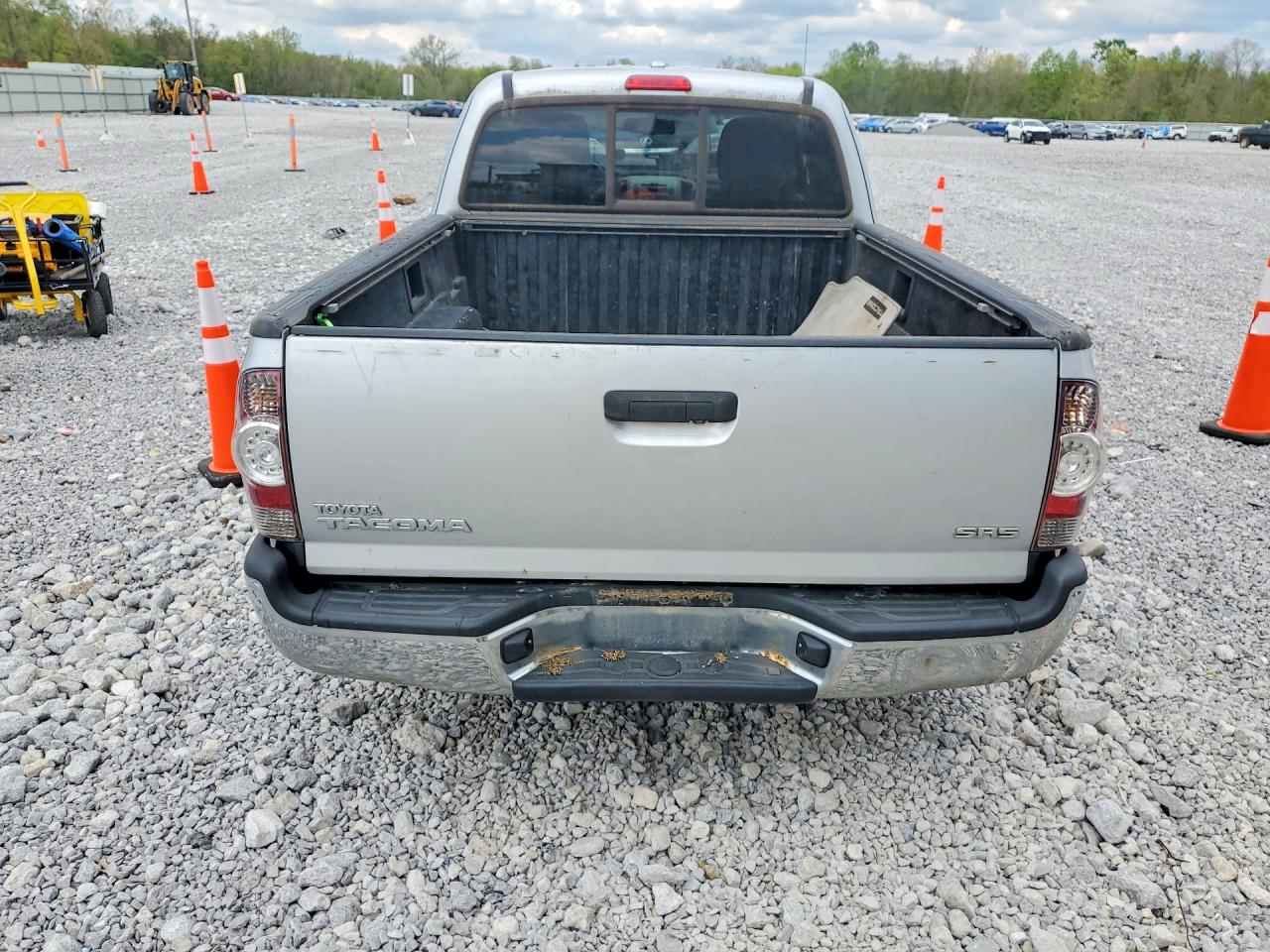 2010 Toyota Tacoma VIN 5TETX4CNXAZ715098 photo 6
